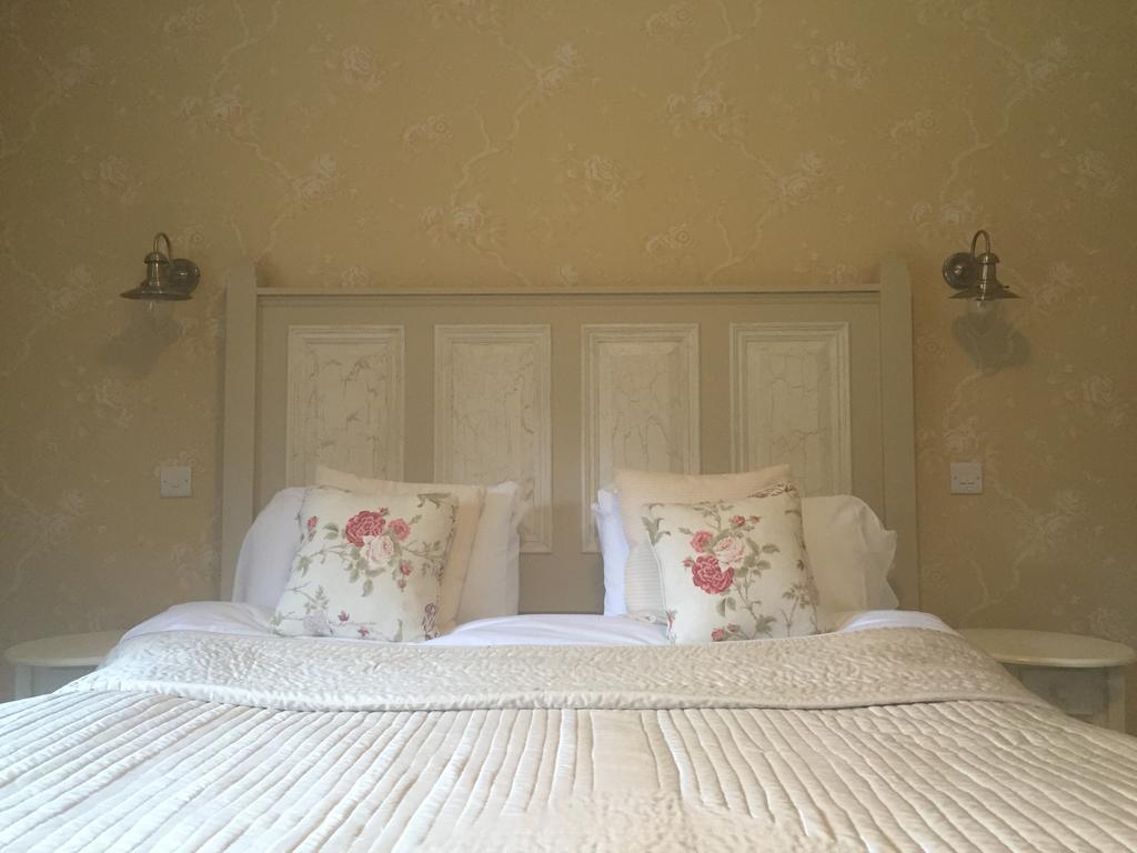 Riverbank, Country Pub And Guesthouse Carrickmacross Esterno foto