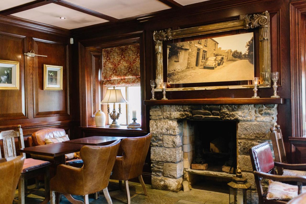 Riverbank, Country Pub And Guesthouse Carrickmacross Esterno foto